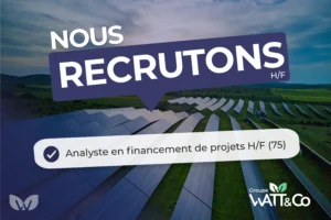 Annonce recrutement Watt & Co – Poste d’Analyste en financement de projets H/F (Paris – 75) avec visuel de parc photovoltaïque